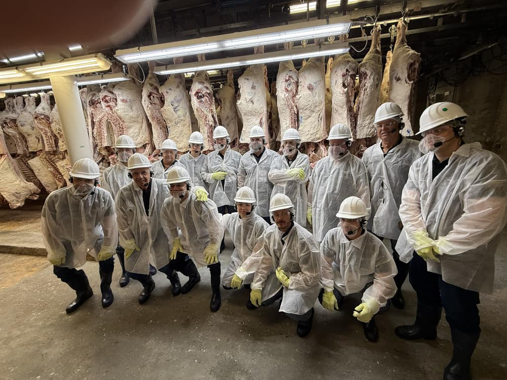 Grupo em visita técnica a frigorífico nos Estados Unidos